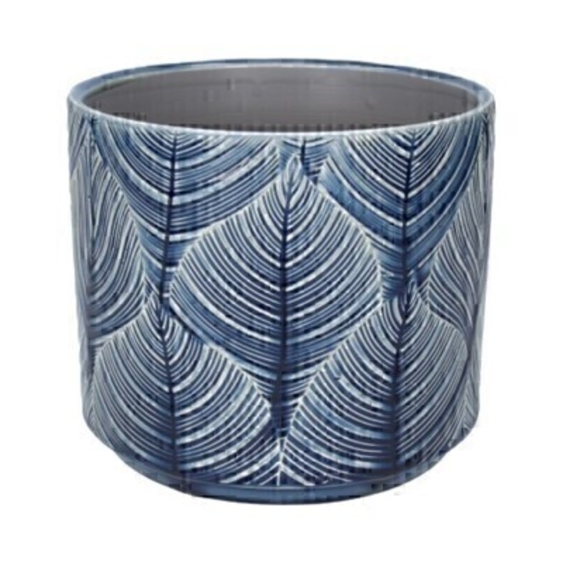 Navy Leaf Ceramic Medium Pot Cover Gisela Graham Leaf ceramic pot cover in Navy by the designer Gisela Graham who designs really beautiful gifts for your home and garden. Suitable for an artifical or real plant. Great to show off your plants and would make an ideal gift for a gardener or someone who likes plants. Also comes available in other colours and sizes. This is the medium pot cover.